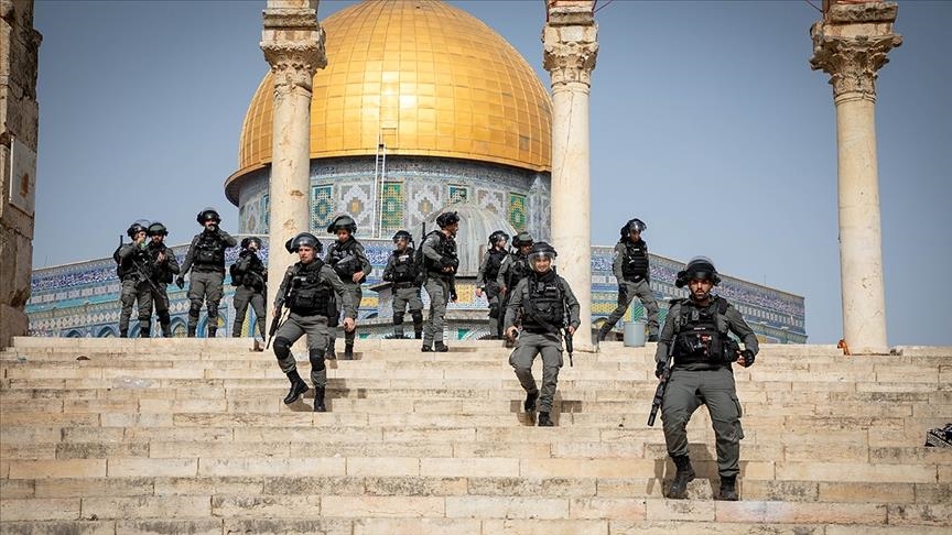 Pasukan Israel Di Al-Aqsa Paksa Diplomat Muslim Taiwan Baca Al-Qur'an Untuk Buktikan Keislamannya 